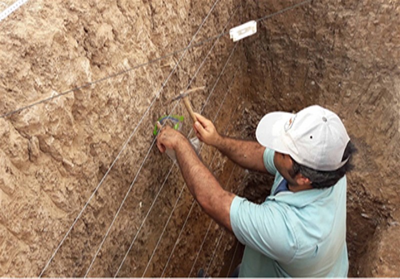 کشف آثار باستانی سیمره کجاست سوابق بهزاد فریادیان اخبار لرستان آثار باستانی چیست آثار باستانی ایران