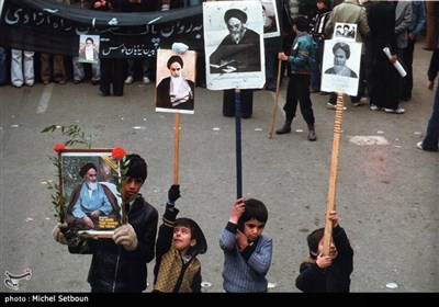 انقلاب اسلامی ایران کیمرے کی آنکھ سے - 2
