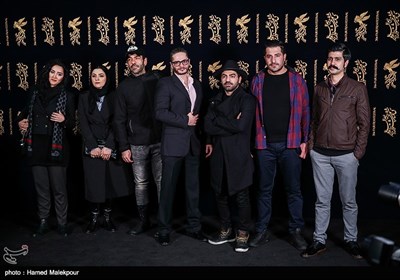 عوامل فیلم خجالت نکش در سی‌وششمین جشنواره فیلم فجر