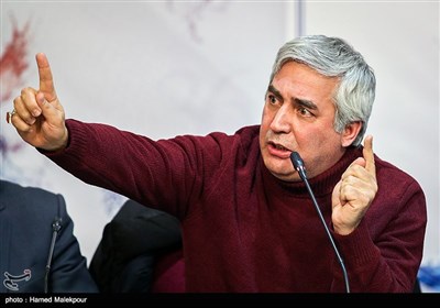 ابراهیم حاتمی‌کیا کارگردان در نشست خبری فیلم به وقت شام - سی‌وششمین جشنواره فیلم فجر