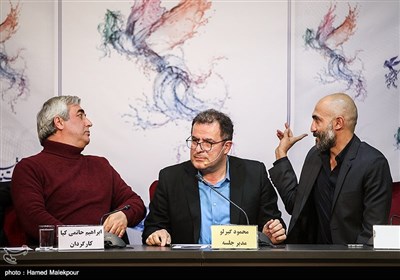 هادی حجازی‌فر بازیگر و ابراهیم حاتمی‌کیا کارگردان در نشست خبری فیلم به وقت شام - سی‌وششمین جشنواره فیلم فجر