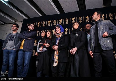 عوامل فیلم عرق سرد در سی‌وششمین جشنواره فیلم فجر