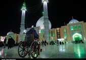 قم| خدمت‌رسانی بیش از 7500 خادم افتخاری به مسافران نوروزی مسجدجمکران