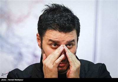 جواد عزتی بازیگر در نشست خبری فیلم تنگه ابوقریب - سی‌وششمین جشنواره فیلم فجر
