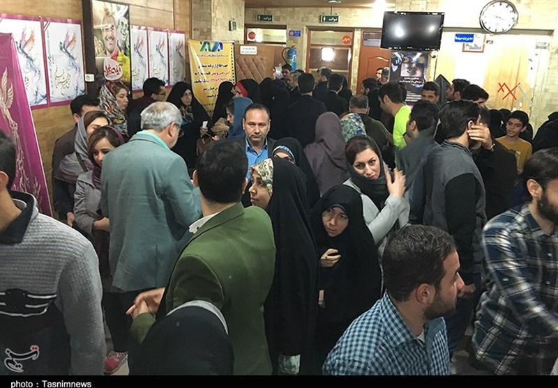 خوزستان| استقبال اهوازی‌ها از &quot;به وقت شام&quot; در جشنواره فجر به روایت تصویر