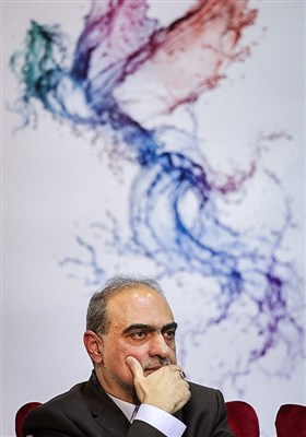احمدرضا معتمدی کارگردان در نشست خبری فیلم سوء تفاهم - سی‌وششمین جشنواره فیلم فجر