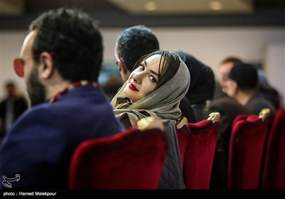 هانیه توسلی بازیگر در نشست خبری فیلم سوء تفاهم - سی‌وششمین جشنواره فیلم فجر