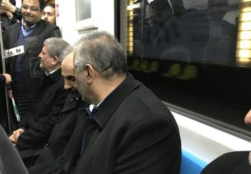 «22 بهمن 96»- 4|حضور نجفی و هاشمی رفسنجانی در مترو برای شرکت در راهپیمایی+ عکس