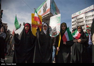 Rallies Held Across Iran to Mark Revolution Victory Anniversary