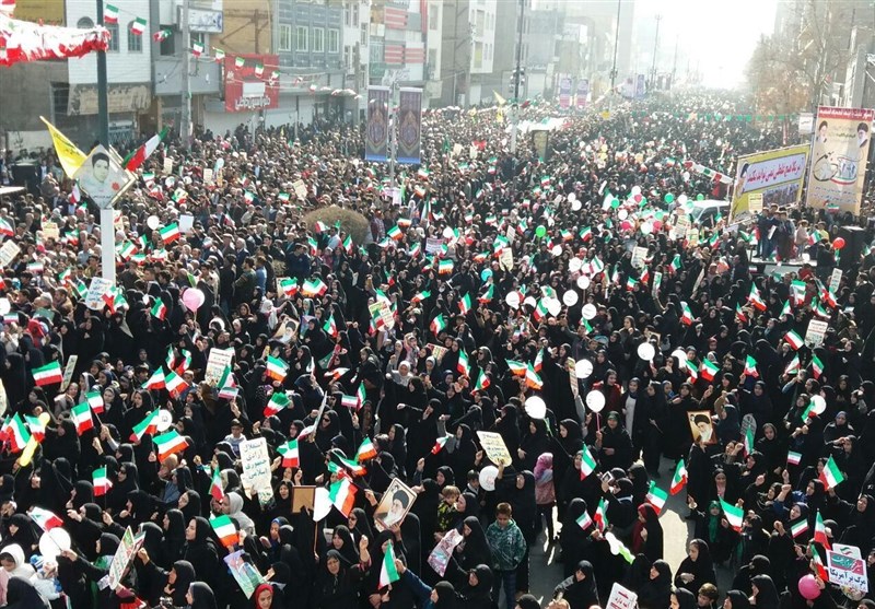 تهران| حماسه‌آفرینی مردم شهرستان‌های استان تهران در جشن 40 سالگی انقلاب