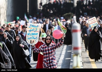 تصاویر منتخب راهپیمایی 22 بهمن