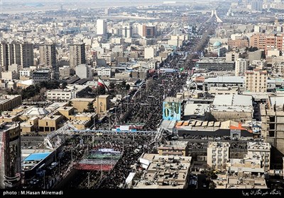 تصاویر هوایی از راهپیمایی 22 بهمن در تهران