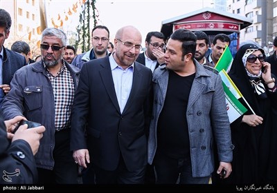 محمدباقر قالیباف عضو مجمع تشخیص مصلحت نظام در راهپیمایی 22 بهمن تهران
