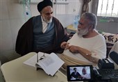 اصفهان| عضو مجلس خبرگان رهبری از آیت‌الله مستجابی عیادت کرد