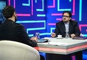 برنامه جهان آرا| کچوییان: رهبری و مردم سازگار و هم‌تراز هم عمل می‌کنند، بقیه مسئولین چنین نیستند