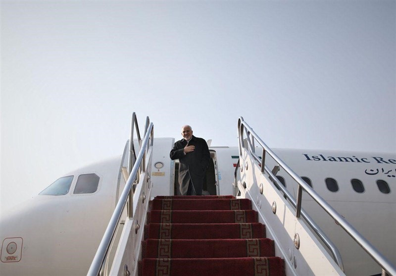 ظریف پس از شرکت در نشست بین‌المللی بازسازی عراق، وارد تهران شد