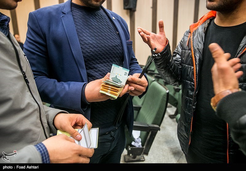 اختصاصی| 5 دلال ارزی در تهران دستگیر شدند