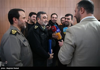 سردار حسین اشتری فرمانده نیروی انتظامی در جمع خبرنگاران