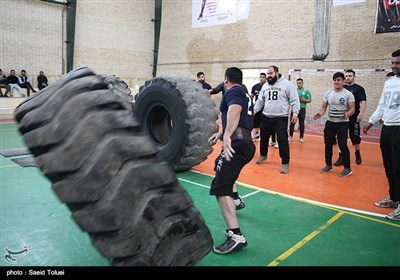 ایران مشرقی شہر &quot;بجنورد&quot; کے طاقتورترین افراد کے درمیان مقابلے