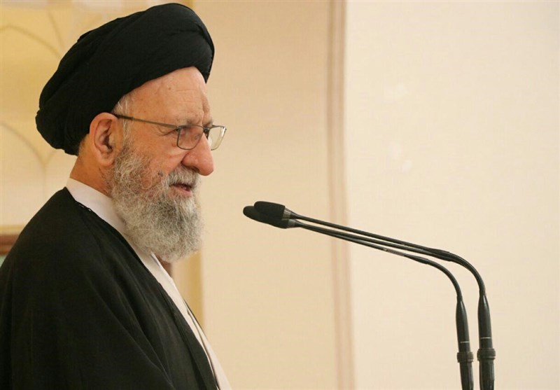 امام جمعه گرگان: پیشرفت‌های انقلاب اسلامی هژمونی آمریکا را نابود کرده است