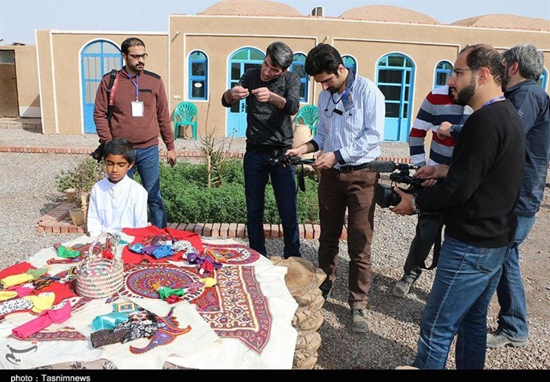 کرمان|خبرنگاران رسانه‌های خارجی از ظرفیت‌های گردشگری شهداد کرمان بازدید کردند