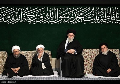 امام خامنہ ای کی ایام فاطمیہ کے موقع پر مجلس عزاء میں شرکت