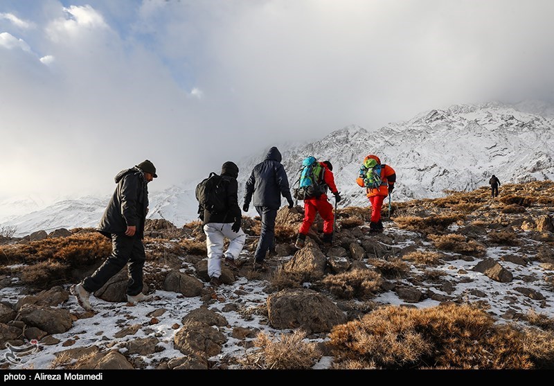 یک متر برف در انتظار لاشه هواپیمای سقوط شده تهران - یاسوج