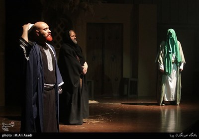 نمایش "آه بر انکار ماه"، روایتی متفاوت از روزگار پایانی زندگی حضرت زهرا (س) است
