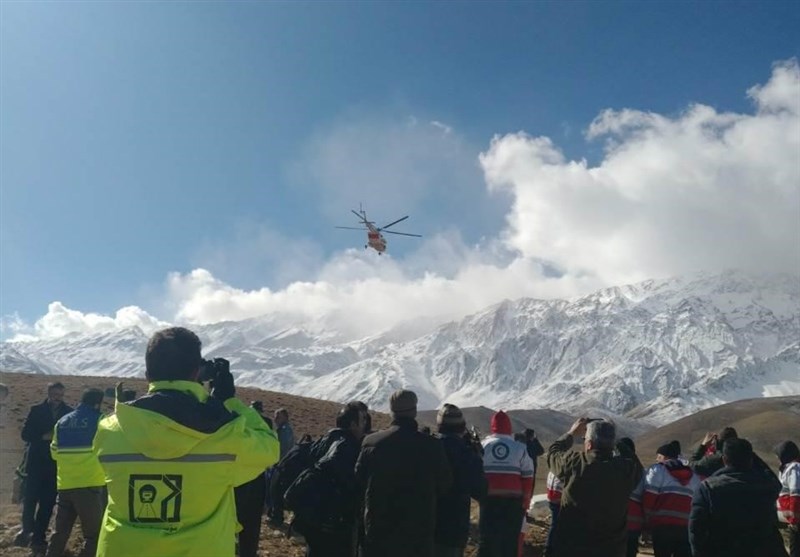 IRGC Helicopters Find Wreckage of Doomed Iranian Plane