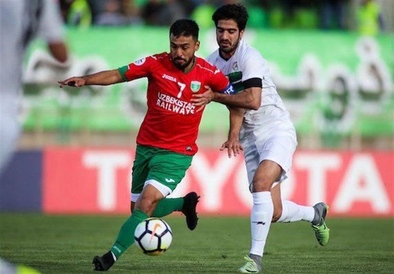 حسینی: خارجی‌های ذوب‌آهن در لیگ امسال می‌درخشند/ هدفی جز قهرمانی نداریم