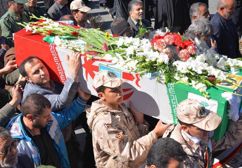 اصفهان| پیکر شهید «محمدحسن جلی» در شهرضا تشییع و به خاک سپرده شد