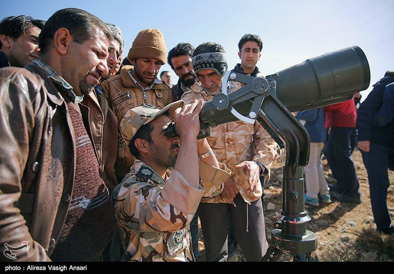 اصفهان | اعزام تیم‌های واکنش سریع ارتش به محل سقوط هواپیما
