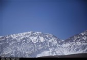 اصفهان|برف سنگین در منطقه سقوط هواپیمای آسمان