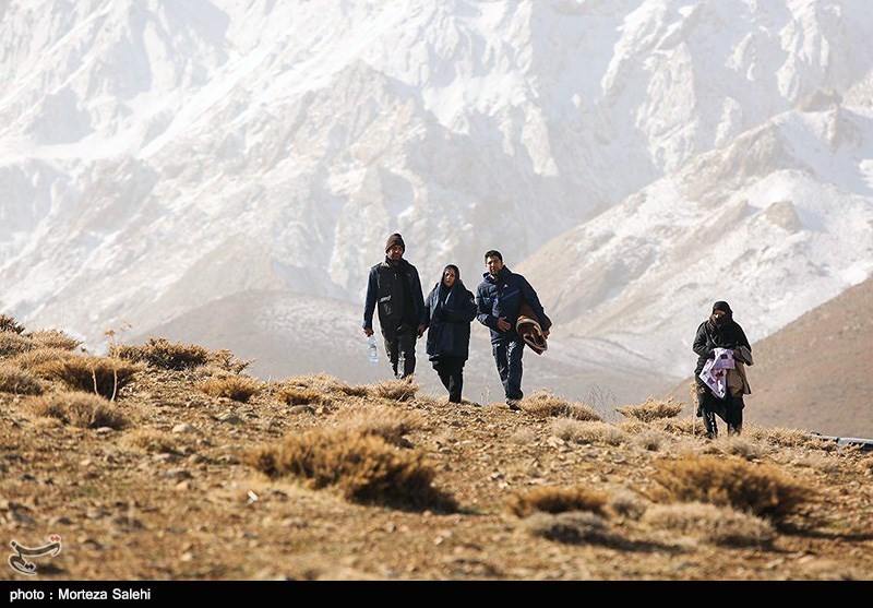 اصفهان| تیم‌های هلال احمر امشب در ارتفاعات اسکان دارند؛ تلاش برای انتقال اجساد فردا ادامه می‌یابد