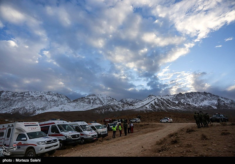 اصفهان| 5 تیم کوهنوردی در منطقه پادنای سمیرم در حال آماده باش هستند