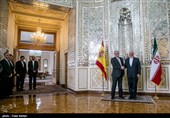 آلفونسو داستیس وزیر امور خارجه اسپانیا و محمد جواد ظریف وزیر امور خارجه ایران