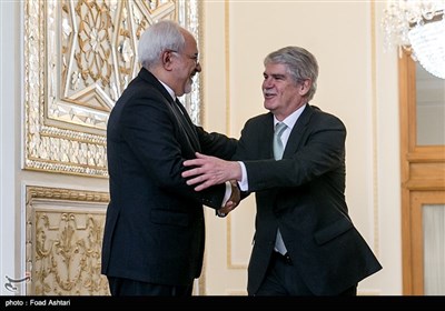 آلفونسو داستیس وزیر امور خارجه اسپانیا و محمد جواد ظریف وزیر امور خارجه ایران
