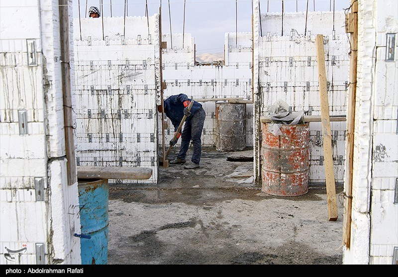 کرمانشاه| 6000 میلیارد ریال کمک بلاعوض به واحدهای تولیدی، صنعتی و کشاورزی آسیب‌دیده در زلزله پرداخت شد