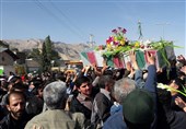 فارس| 2 شهید گمنام در استهبان تشییع و خاکسپاری شدند