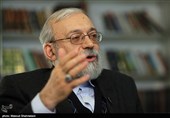 لاریجانی: مجلس سفر گروسی به تهران را محدود و تعلیق عضویت ایران در NPT را بررسی کند