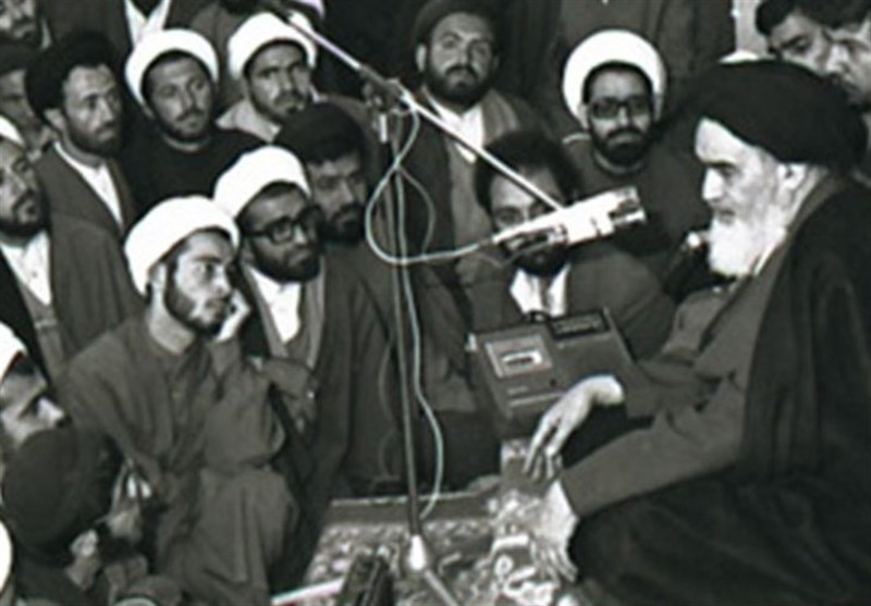 اعلام خطر امام خمینی(ره) درباره اشرافیت روحانیون