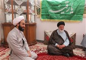سمنان| دیدار امام جمعه دامغان با روحانیان مدافع حرم به روایت تصویر‌