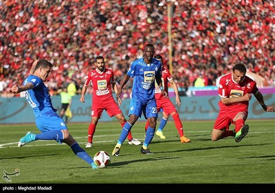 Tehran Derby: Esteghlal Beats Persepolis