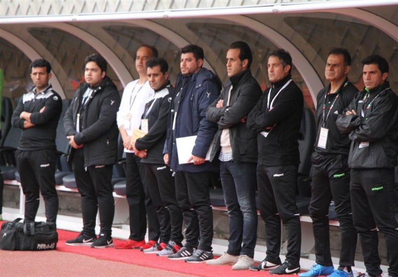 اصفهان| هواداران ذوب‌آهن کریمی را تشویق کردند