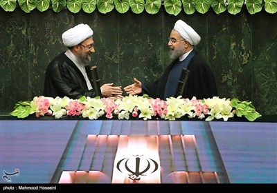 مراسم تحلیف حجت الاسلام حسن روحانی به عنوان دوازدهمین رئیس جمهور کشور در مجلس شورای اسلامی در حضور آیت الله آملی لاریجانی رئیس قوه قضائیه