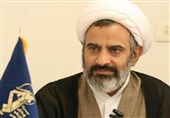 اصفهان| راهکار تقویت روحیه انقلابی در جوانان ارتباط با حوزههای علمیه است