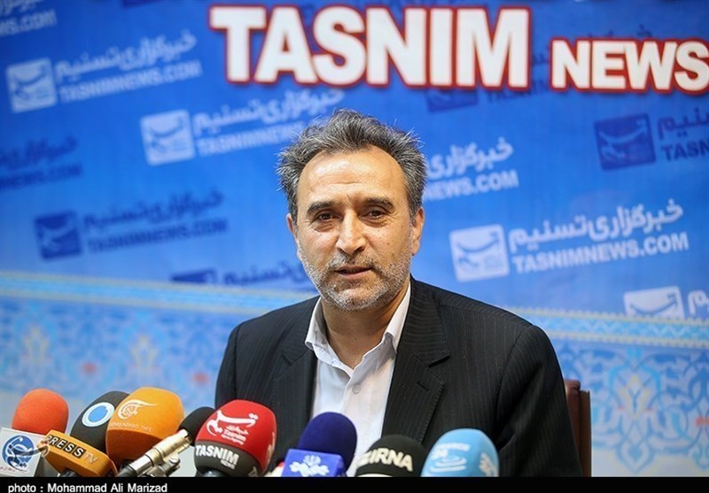 قول وزیر اقتصاد به برکناری پوری حسینی/ مردم تخلفات خصوصی‌سازی را گزارش دهند