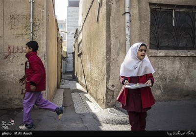 کوچه ی باریک محله طیب حوالی میدان خراسان