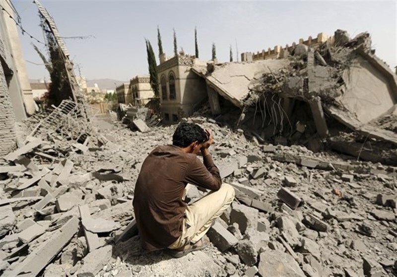 شهادت یک کودک یمنی در حملات مزدوران عربستان به یک بازار در تعز