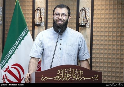 شعرخوانی محمد میرزایی در پانزدهمین محفل شعر «قرار»+فیلم شعرخوانی محمد میرزایی در پانزدهمین محفل شعر «قرار»+فیلم